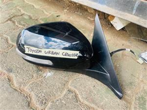 Toyota Urban Cruiser side mirror