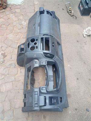 2014 Isuzu BK250 dashboard