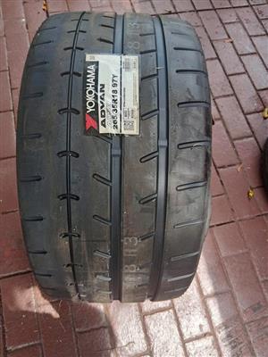 New Yokahama Advan 18 inch