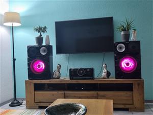 Samsung MX-HS7000 Giga Sound Karaoke Home Theatre System, 2300W