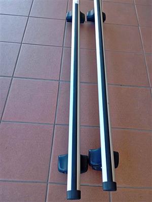 Thule AC9-10359 roof rack, With Keys at Cash Converters Blairgowrie Plaza Randburg