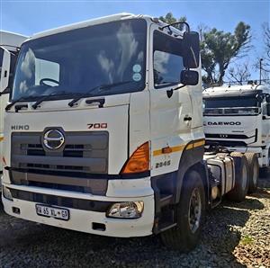 2017  HINO 700 2845 (6×4).