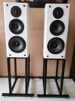 JBL LX400 Speakers