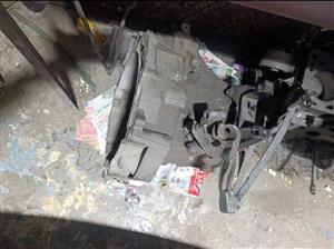 Polo vivo gearbox Polo 6 gearbox Polo bujwa gearbox 5 speed manual