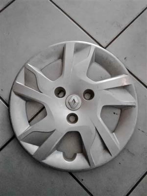 Single 14 inch Renault kwid wheel cap for sell