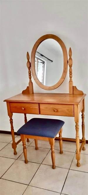 2 drawer dressing table & stool