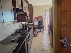Modern 1-Bedroom Student Apartment - Walking Distance to NWU