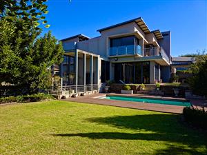 Modern Masterpiece in Bankenveld – 5 Bedroom Architectural Stunner with Pool & Designer Finishes