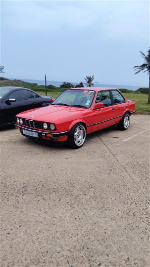 1985 BMW E30 2door 