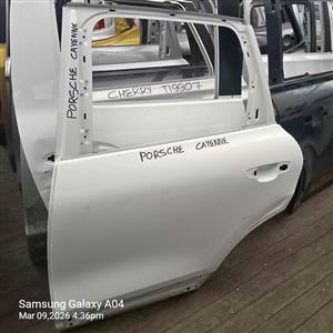 Porsche Cayenne back door left side