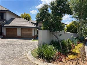 Townhouse For Sale in Fourways