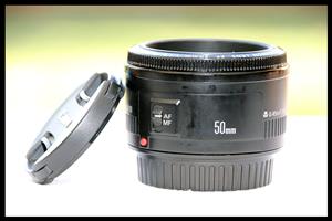 Canon EF 50mm f/1.8 II