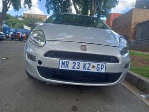 2014 Fiat Punto 1.2 120000kms Manual Petrol Silver