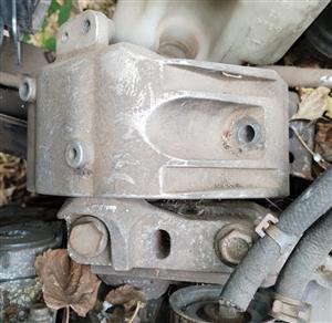 Jetta 4 Engine Mounting