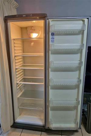 Defy 343L Fridge for sale.