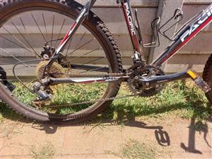 2 x Mountain bike