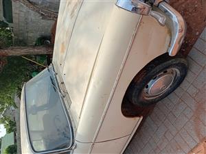 Peugeot 404
