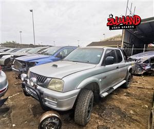 2004  Mitsubishi Colt 2.8D Club-Cab - Stripping for Spares