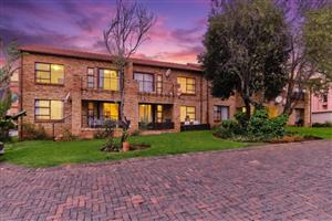 Townhouse For Sale in Little Falls