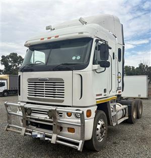 2007 Freightliner ISX500 Cummins Horse