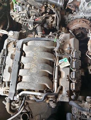 MERCEDES BENZ 10394130 ENGINE 