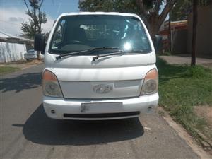 Used 2008 Hyundai H-100 Bakkie 2.6D deck