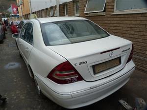  MERCEDES C200 W203 AVANTGARDE