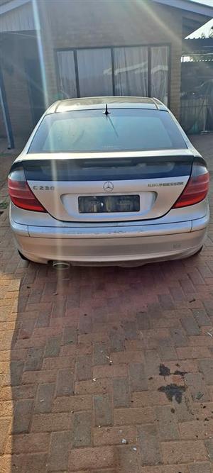 Mercedes benz C230 W203 coupe stripping for spares at Spareline Auto