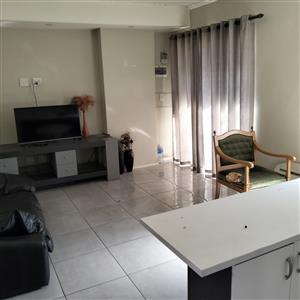 Furnished bachelor flat in BRACKENHURST 