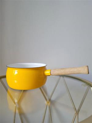 Vintage 500ml Cast Iron Sauce Pan / Sauce Pot - Mustard