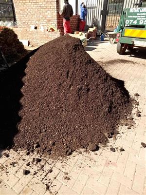 Combost and top soil R1500