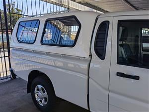 2021 MAHINDRA PIK UP BAKKIE BRAND NEW  GC HI - LINER CANOPY FOR SALE!!