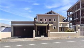 Apartment For Sale in Sea Point