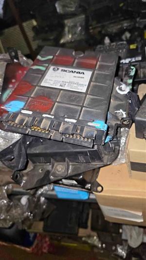 Computer boxes,wiring harness,fuse boxes for various european trucks