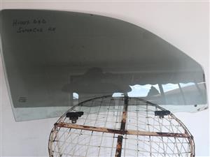 Toyota hilux d4d super cab right hand door glass original