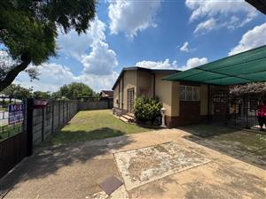 House For Sale in Alberton North