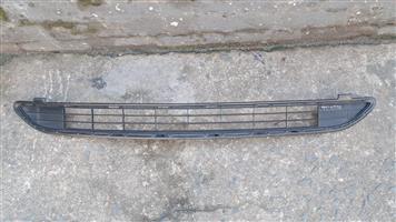 Toyota rav 4 centre grille  2015-18 