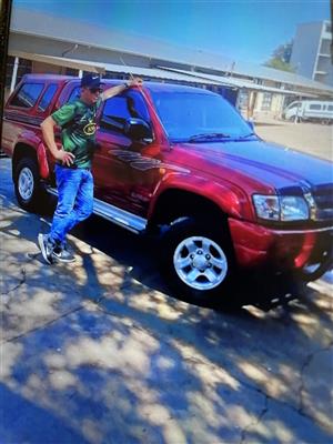 Toyota hilux double cab in excellent condition 