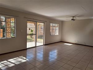 House For Sale in Aventura Warmbaths