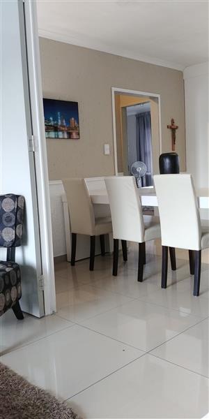 Dining Table With 4 Chairs And Bench For Sale R7000 Dining Table With 4 Chairs And Bench For Sale R7000