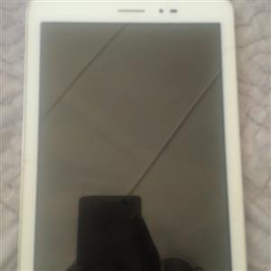 Huawei t1 tablet/media pad. Needs new LCD. in working order