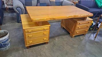 Beautiful solid wooden desk 