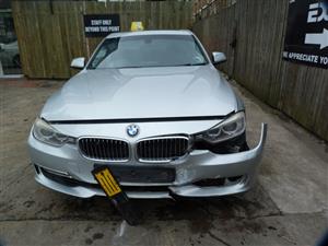 BMW 320i F30 AT Silv