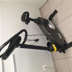 Everlast Fusion Exercise Bike 