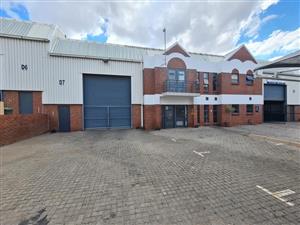 400sqm Warehouse to let in Randjespark  Midrand