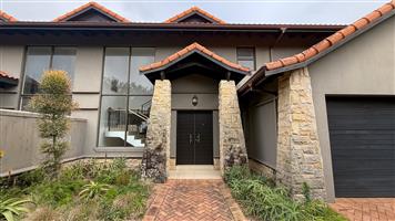 Stylish and Spacious Townhouse with Double Garage in Zimbali Coastal Resort