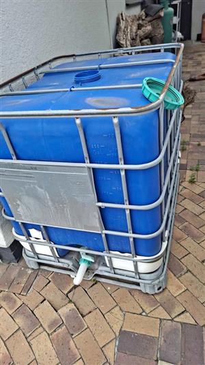 Water tank