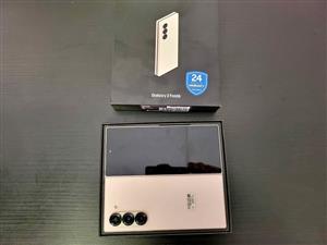 Samsung Galaxy Z Fold 6