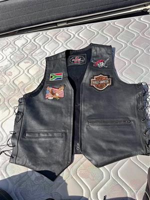 Black geniune leather Harley Davidson vest