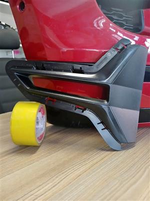 2018 BMW G20 3 SERIES LEFT SIDE FOG LIGHT COVER FOR SALE IN EXELLENT CONDITION